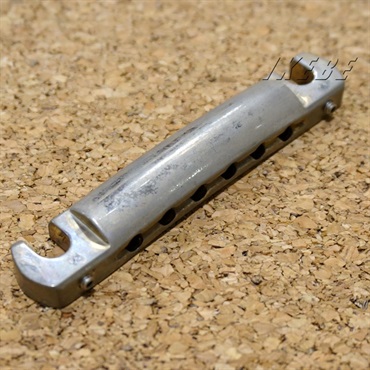 Montreux Retrovibe Parts Series Aluminum Wrap-around Tailpiece