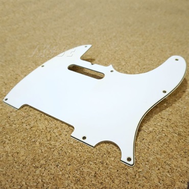 Montreux Retrovibe Parts Series 62TL pickguard　Aged White ｒelic [1301]
