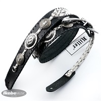 P [White w/Black Lace]