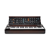 Minimoog Model D(限定特価)※沖縄・離島送料別途お見積もり【代引き不可】