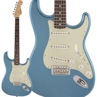 Traditional 60s Stratocaster (Lake Placid Blue)