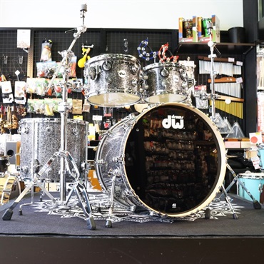 dw Collector's Pure Maple 4pc Drum Kit [BD22，FT16，TT12&10