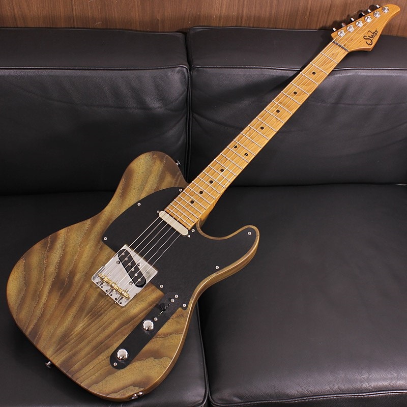Signature Series Andy Wood Signature Modern T Classic Style Whiskey Barrel SN. 71567の商品画像