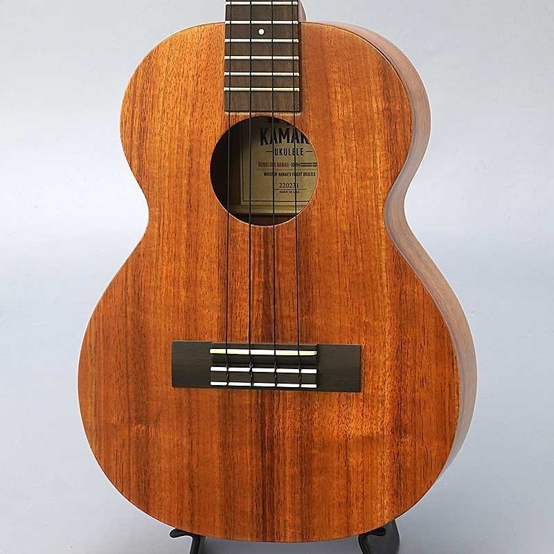 kamakaウクレレ HF-3 うるさ 【キズあり】ハードケース付属 