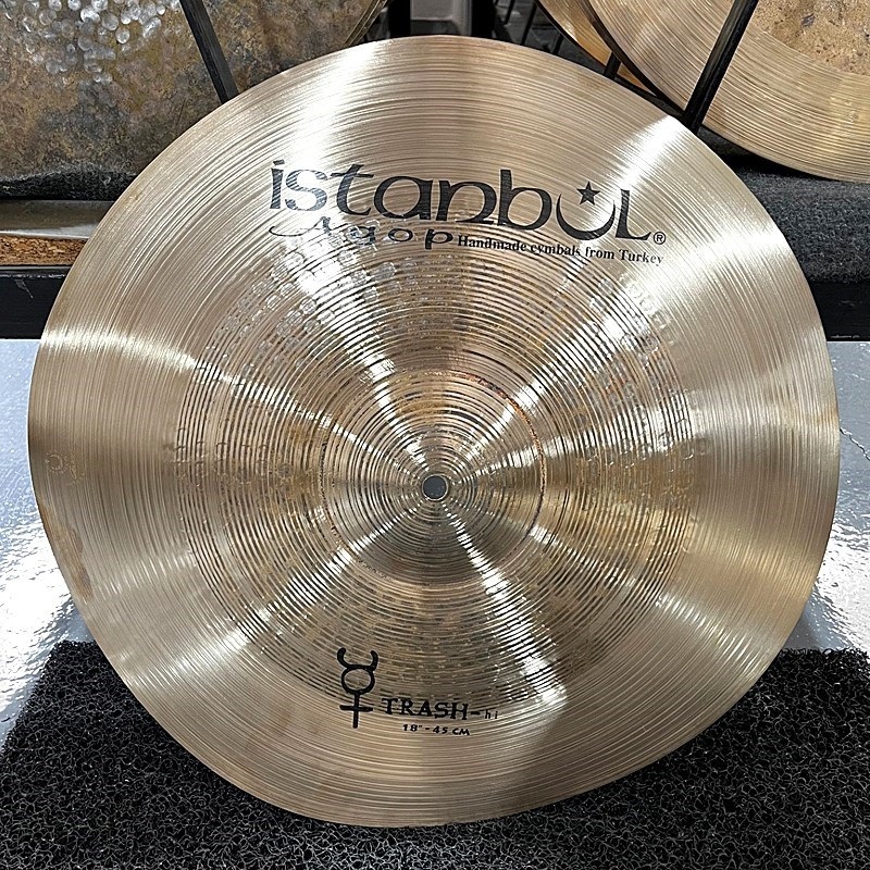 Istanbul／Agop Traditional Trash Hit 18'' [1，284g]【2024 トルコ・ファクトリー・ツアー選定品】