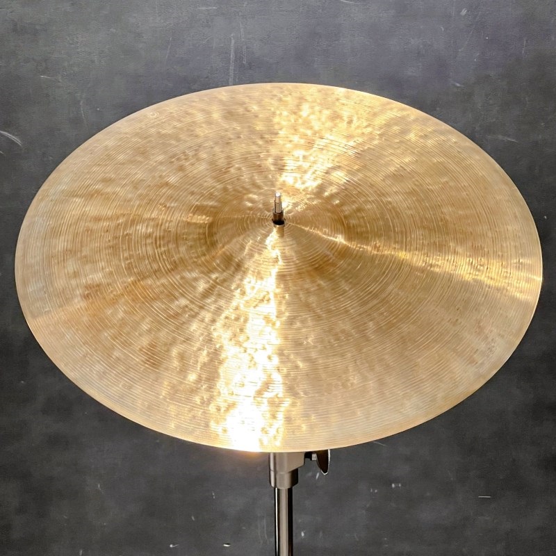 Istanbul／Agop 30th Anniversary Medium Ride 20 [2035g]【2024 トルコ・ファクトリー・ツアー選定品】