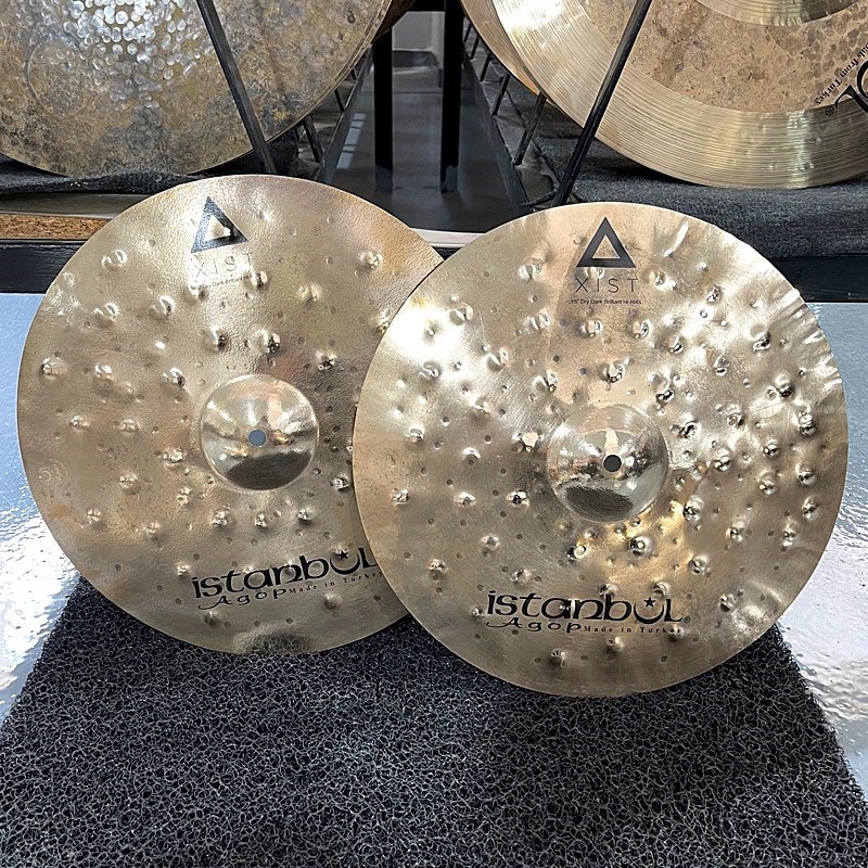 Istanbul／Agop Xist DRY DARK Brilliant Hihats 15'' [713g / 1，189g]【2024 トルコ・ファクトリー・ツアー選定品】