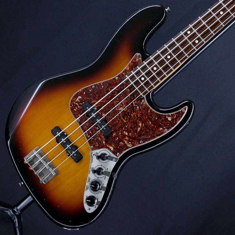 【USED】 Deluxe Active Jazz Bass (3-Color Sunburst) '05