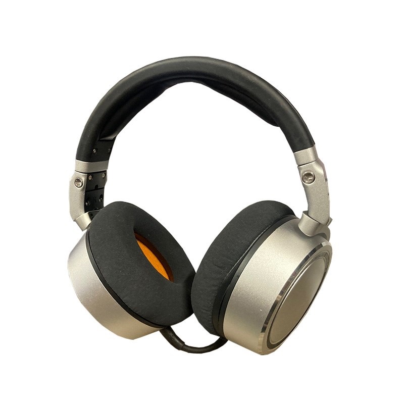 NEUMANN NDH20 モニター ヘッドホン 美品 イヤーパッド交換済 NEUMANN NDH20 モニター ヘッドホン 美品 イヤーパッド交換済