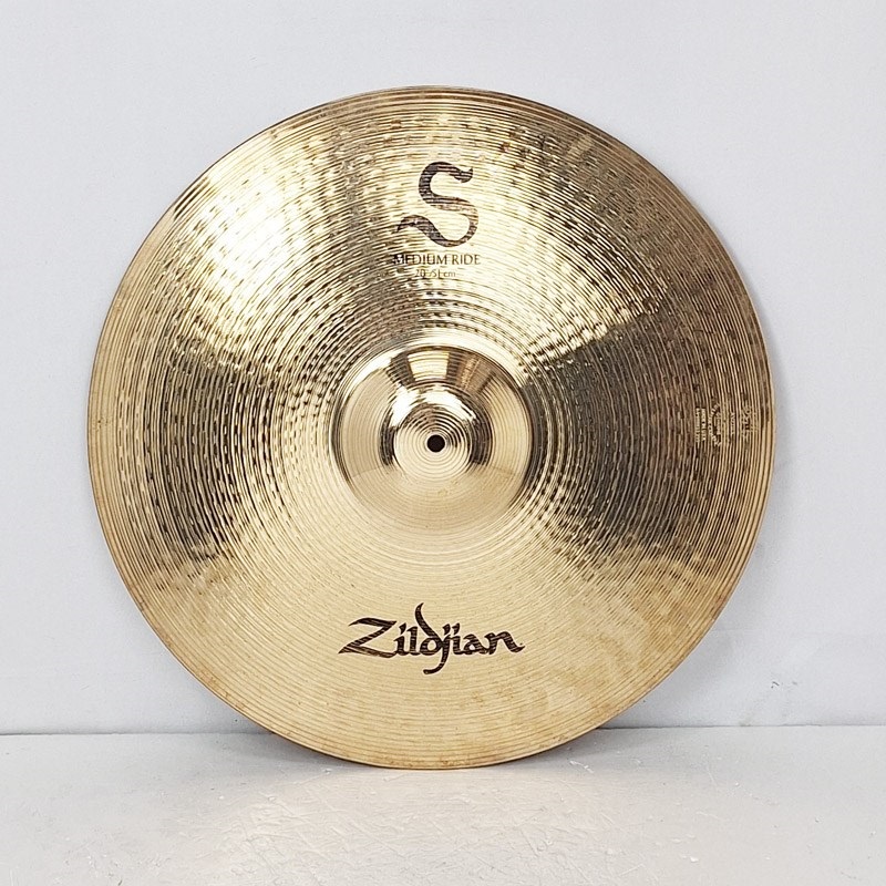Zildjian 17インチ 掃け A Medium Ride 中古美品
