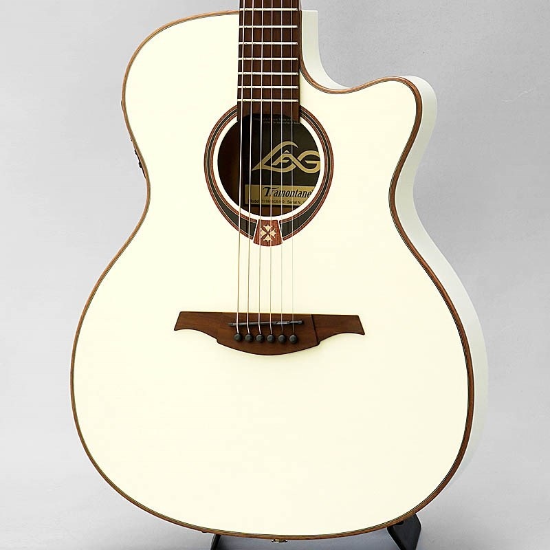 LAG 【数量限定特価】【創業50周年大決算SALE】 TRAMONTANE T118ASCE-IVO ラグ