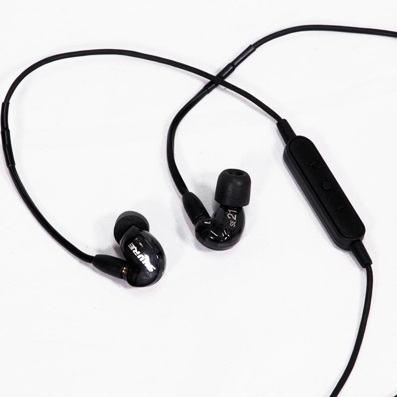 SHURE 【創業50周年大決算SALE】【開封アウトレット特価】AONIC 215 トランスルーセントブラック(シュア)(有線イヤホン)
