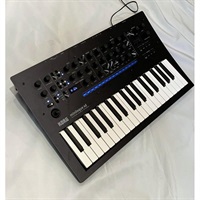 【夏のボーナスセール】minilogue xd (美品中古) コルグ ミニローグXD 4ボイス・ポリフォニック アナログシンセサイザー