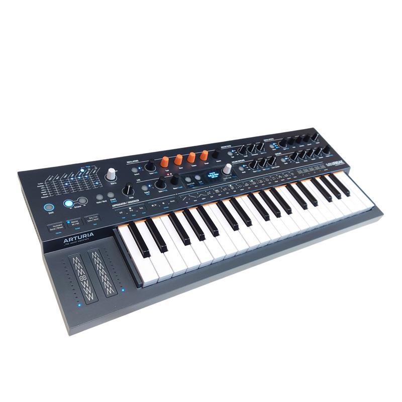 Arturia MiniFreak 【展示処分特価品】