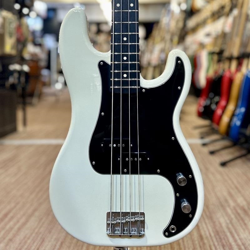 BLACK SMOKER Trad Master Series Beta P4 (Vintage White/Light Aged)