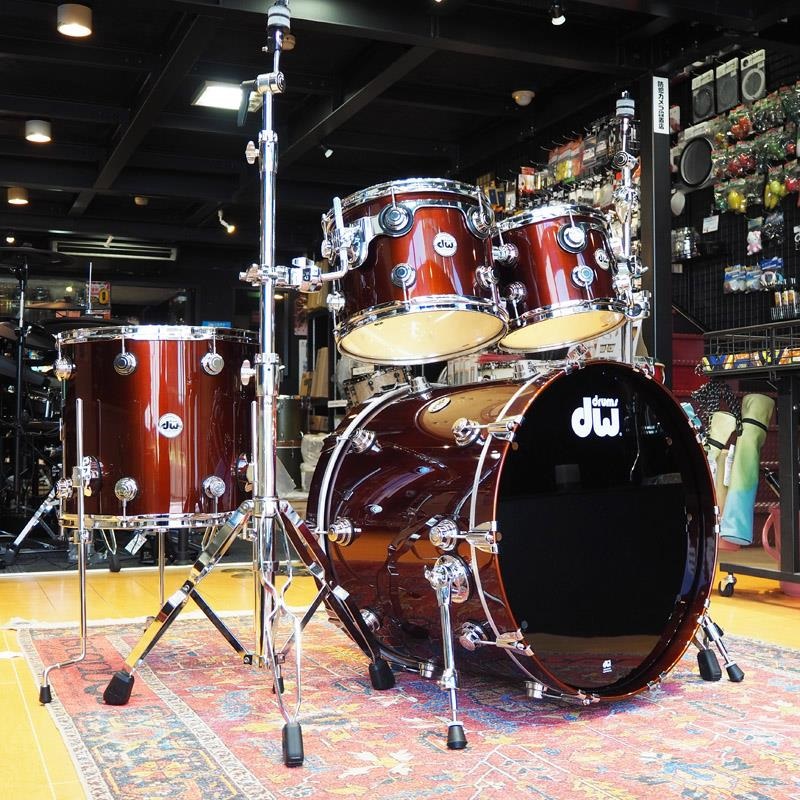 dw Collector's Pure Maple 4pc Drum Kit [BD22，FT16，TT12&10 /Root Beer Metallic Lacquer]