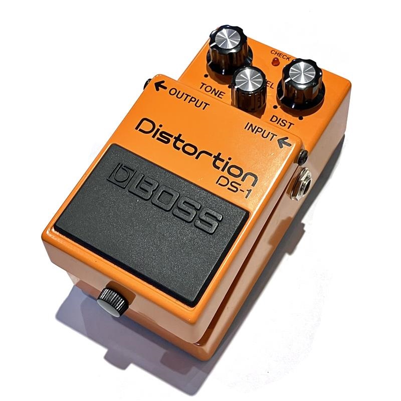BOSS DS-1 1980年生産最初シリアルナンバー BOSS DS-1 1980年生産最初シリアルナンバー