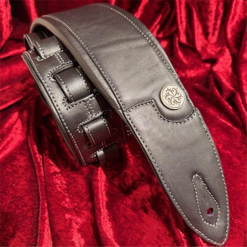 Darkglassストラップ new】Darkglass / Hydra Scale Leather Strap【横浜店】 - Geek IN Box