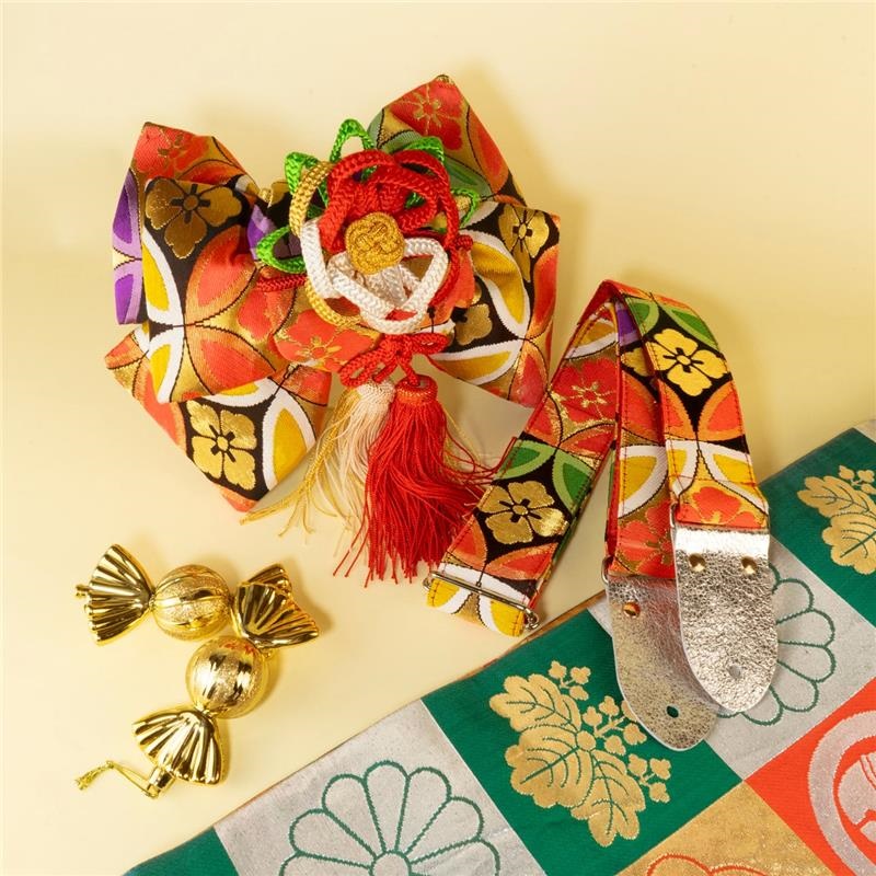 紅葉・鞠・ミニチュア着物・吊るし飾り・金糸帯・ストラップ 紅葉・鞠