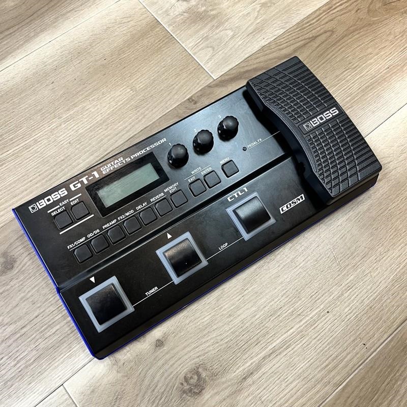 【未使用品】BOSS GT-1 gt-1マルチエフェクター BOSS GT-1 マルチエフェクター エレキギター用 入門 初心者に最適GT1