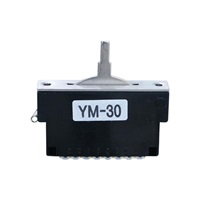 YM-30S 国産レバースイッチ カバー付き 3Way スカッド