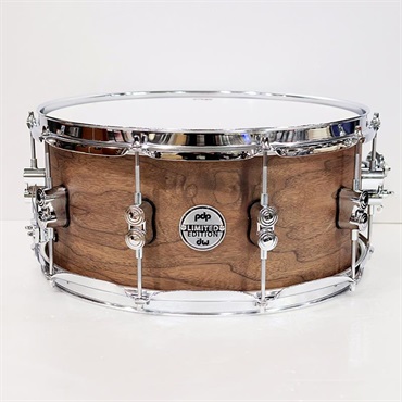 pdp by DW PDSN6514MWNS [Limited Edition 20ply Maple/Walnut Snare