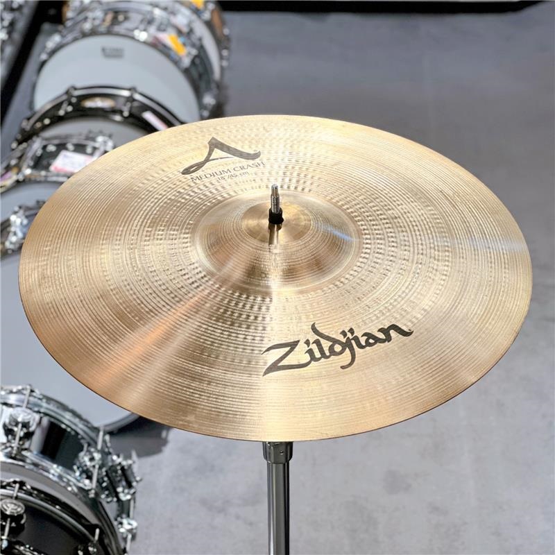 楽器 Zildjian MEDIUM CRASH 18\ Zildjian USED 中古品 A Zildjian Medium Crash 18 [NAZL18C.M][1555g