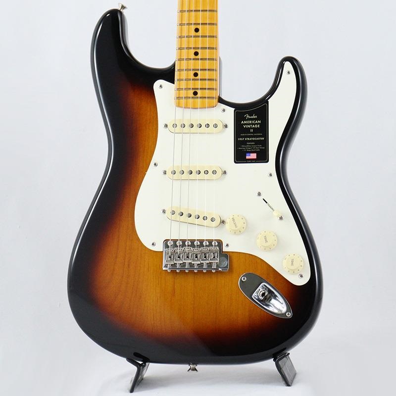 Fender USA American Vintage II 1957 Stratocaster (2-Color Sunburst
