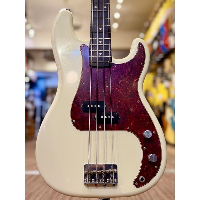 BLACK SMOKER Trad Master Series Beta P4 (Olympic White/Light Aged