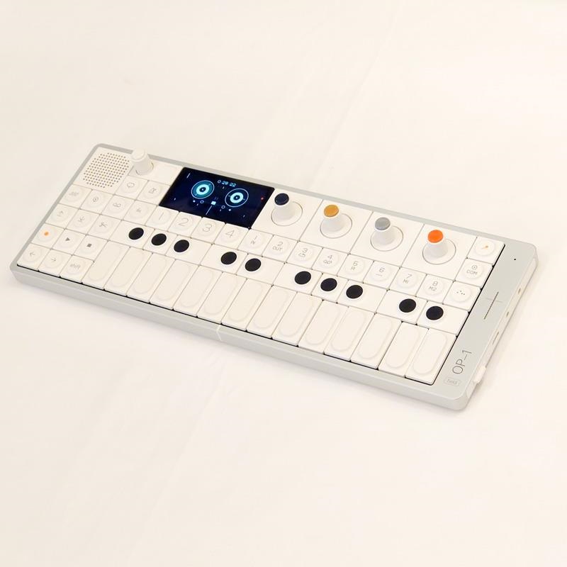 Teenage Engineering USED 中古 OP-1 field ※代引き不可】 ｜イケベ
