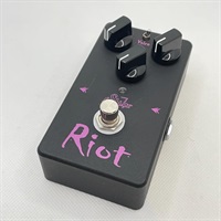 USED 中古 Riot Black