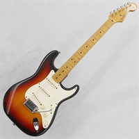 VINTAGE 57 Stratocaster '82 Sunburst/M
