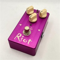 USED 中古 Riot