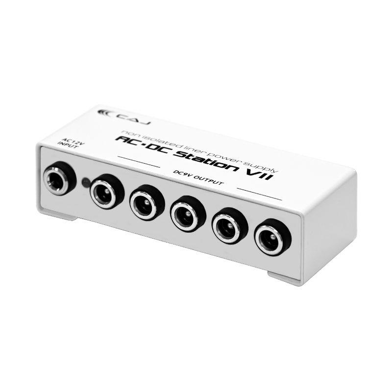 ［完動品］CAJ DC DC Station おまけあり　パワーサプライ CAJ CAJ AC/DC Station VII パワーサプライ ｜イケベ楽器店オンライン