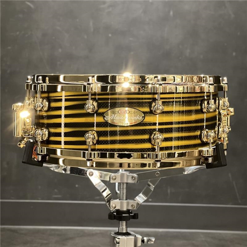 Pearl Masterworks Snare Drum 14x5.5 -Gold Swirl on Black Carbon