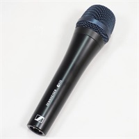 【先取り大特価セール】【箱損アウトレット特価】e935 (ダイナミックマイク)(単一指向性・カーディオイド)(国内正規品2年保証)(ゼンハイザー e 935)(ボーカルマイク)