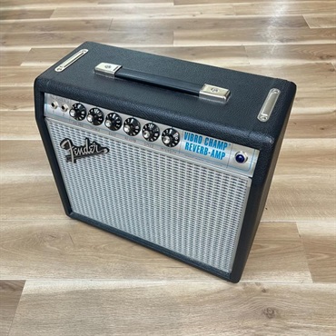 USED 中古 68 Custom Vibro Champ