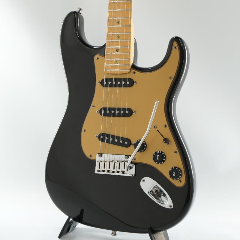 Fender USA American Deluxe Stratocaster（Montego Black/M) 2004