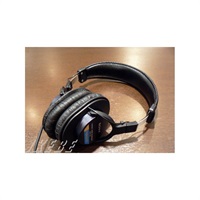 MDR-7506　【定番MDR-CD900STの兄弟モデル】