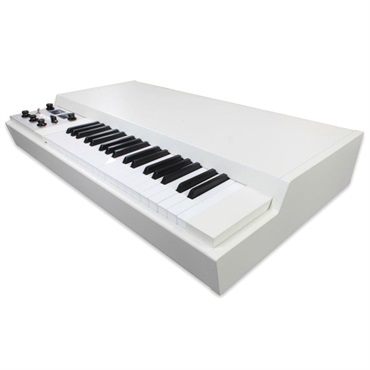 Mellotron Digital Mellotron M4000D 【台数限定・Tシャツ&サウンドカードプレゼント】【お取寄せ商品】【本家メロトロン社製・デジタル版Mellotron】 画像2