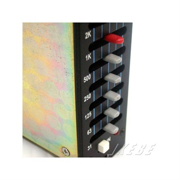 API 560 グラフィックEQ (API500シリーズ) 画像3