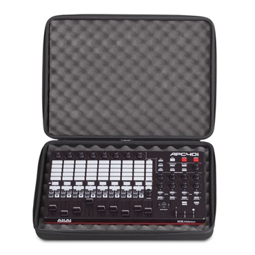 UDG U8301BL Creator コントローラー ハードケース Medium 【MPC LIVE II、Prime GO、DDJ-200等に対応するケース】 画像8