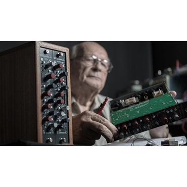 RUPERT NEVE DESIGNS SHELFORD 5052 【お取り寄せ商品・通常納期3～6週間程】 画像1