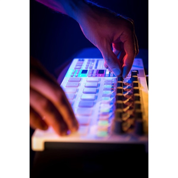 Arturia BEATSTEP PRO 画像4