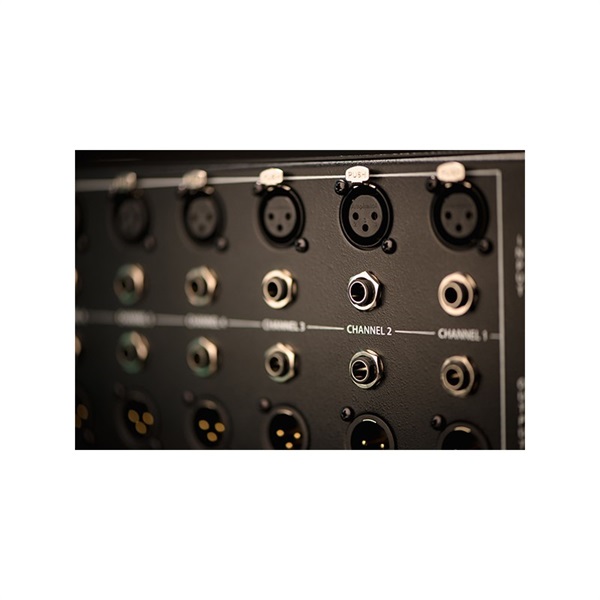 RUPERT NEVE DESIGNS R10(API500シリーズ)【API500互換ラック 10スロット・電源フレーム】【国内正規品】(予約商品・納期別途ご案内) 画像5