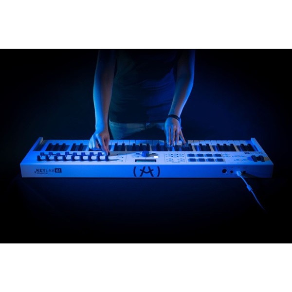 Arturia KEYLAB Essential 61 ｜イケベ楽器店オンラインストア