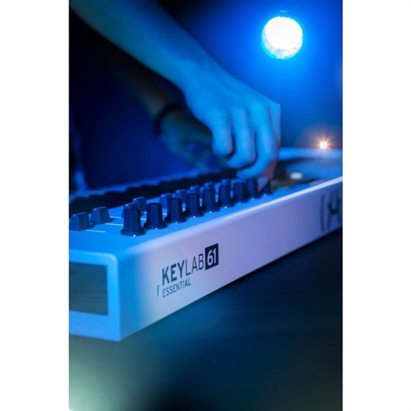Arturia KEYLAB Essential 61 ｜イケベ楽器店オンラインストア