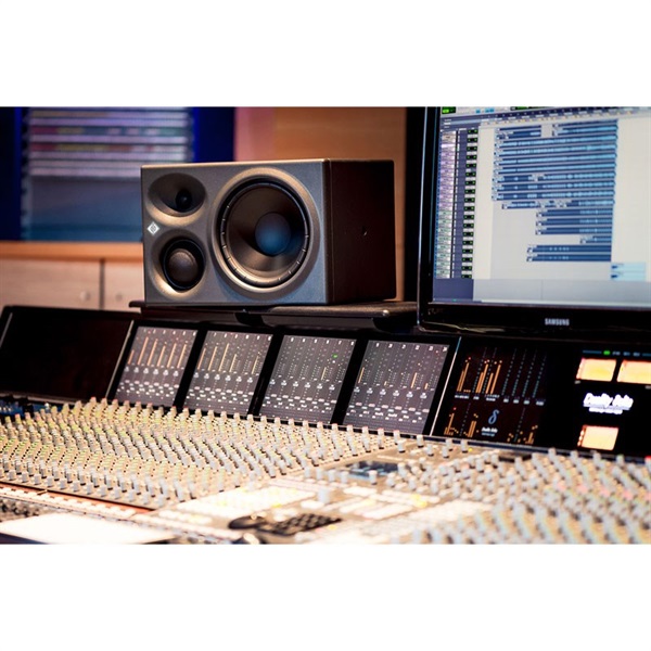 NEUMANN KH 310 A L G(1本)(ノイマン)(モニタースピーカー)(3ウェイ