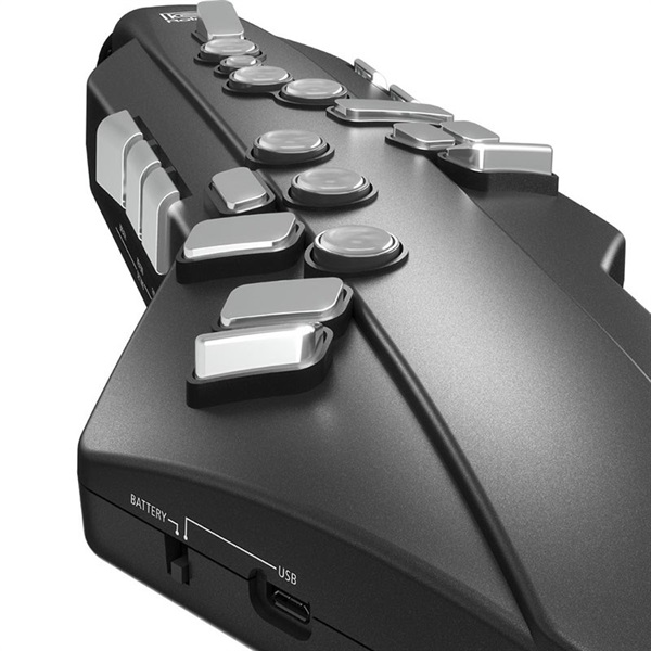 Roland Aerophone GO AE-05【純正バッグ付】(限定特価)【台数限定・交換用マウスピース（OP-AE05MPH）+ウインドシンセスタンドセット】 画像7