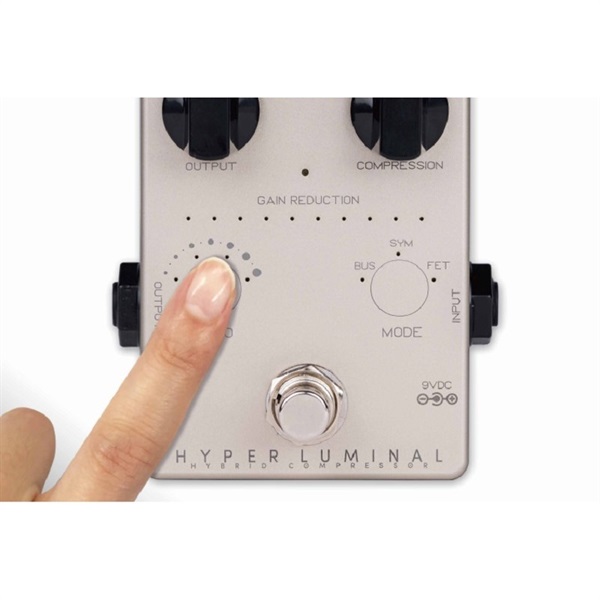 Darkglass Electronics HYPER LUMINAL Hybrid Compressor ｜イケベ楽器店